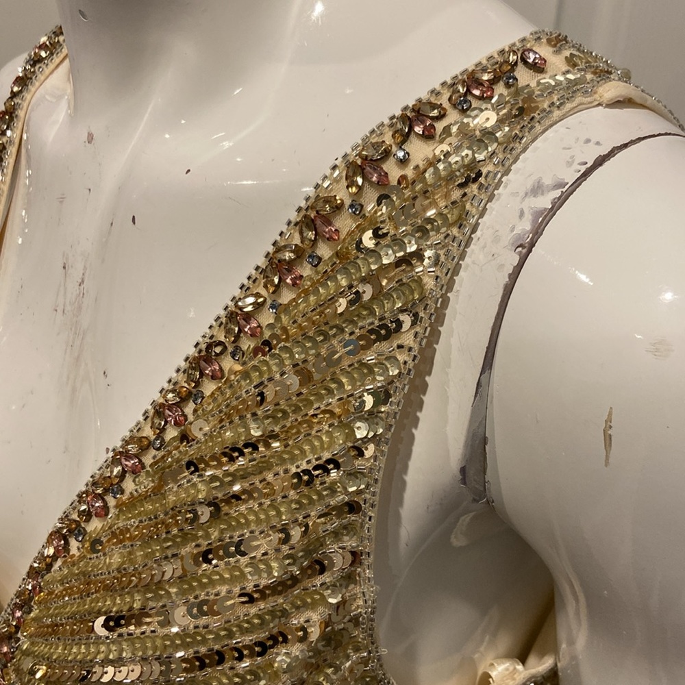 NWOT Mac Duggal cream beaded gown - Picture 8 of 14